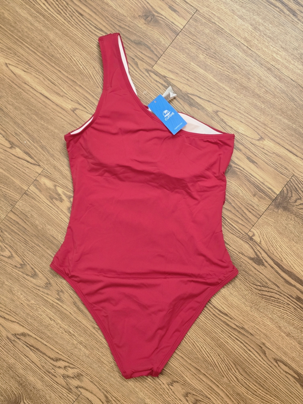 Cupshe Cherry Red One-Shoulder Swim One-Piece